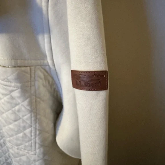 L.L.Bean Quilted Cream Pullover Quarter Zip XL - Picture 3 of 5